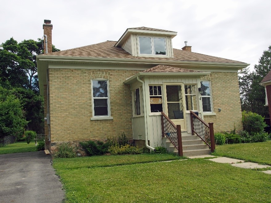 Regency Cottage Architectural Photos, Ontario