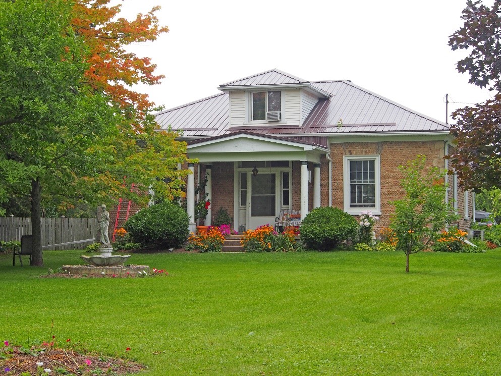 Regency Cottage Architectural Photos, Ontario