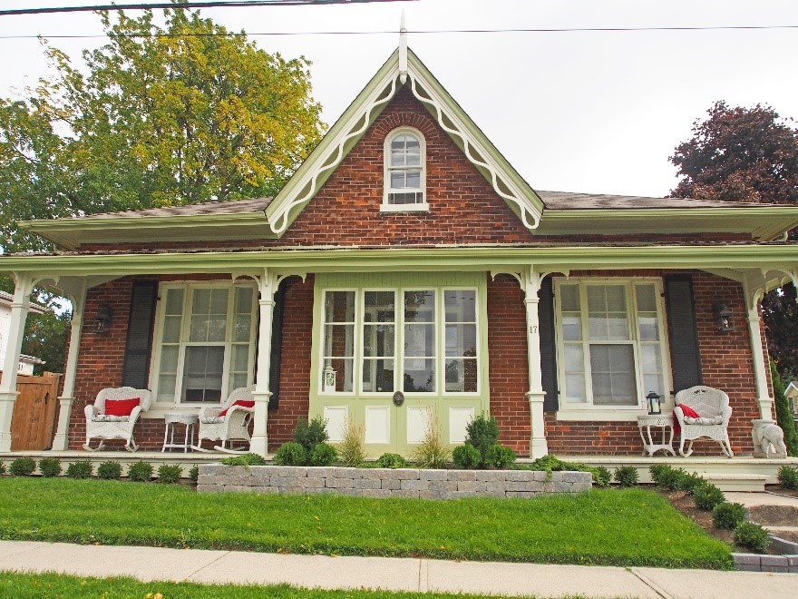 Regency Cottage Architectural Photos, Ontario